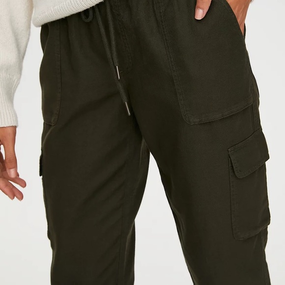 Aritzia Community Cebu Pant - Picture 4 of 5